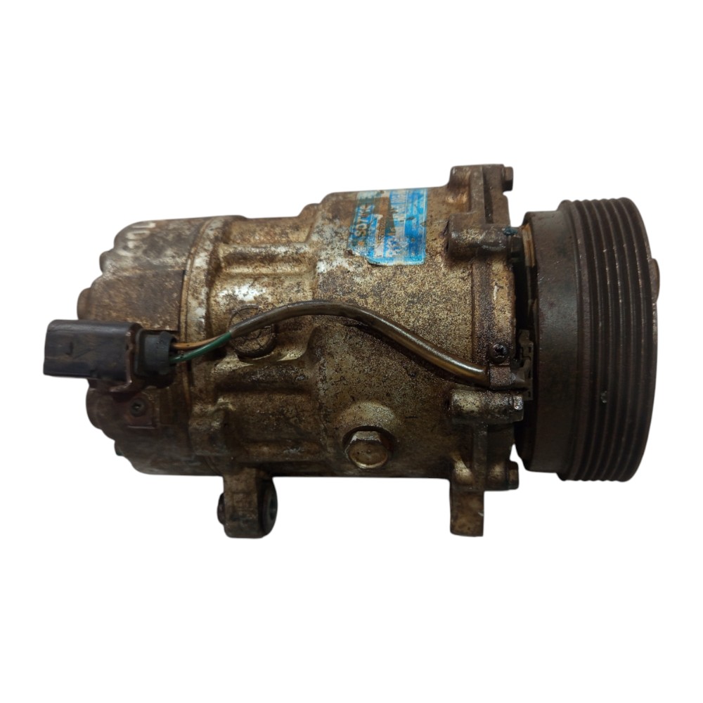 Compressor Ar Cond Vw Golf 1.6 8v 06 A 10 Pra Retirar Peças 6