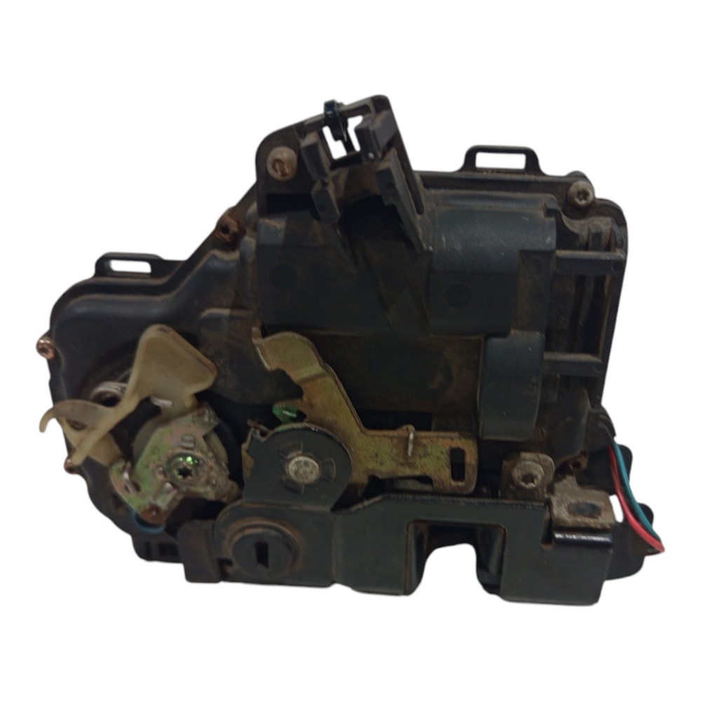 Fechadura Traseira Esquerda Vw Passat 2006 2007 2008 A 2010 3