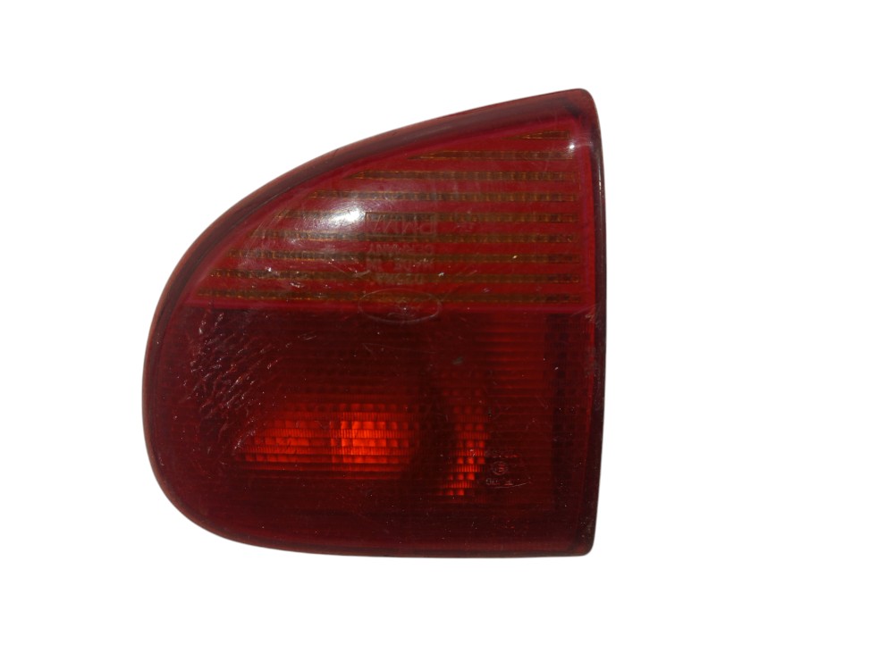 Lanterna Traseira Esquerda Ford Escort Zetec 1996 A 2003 2