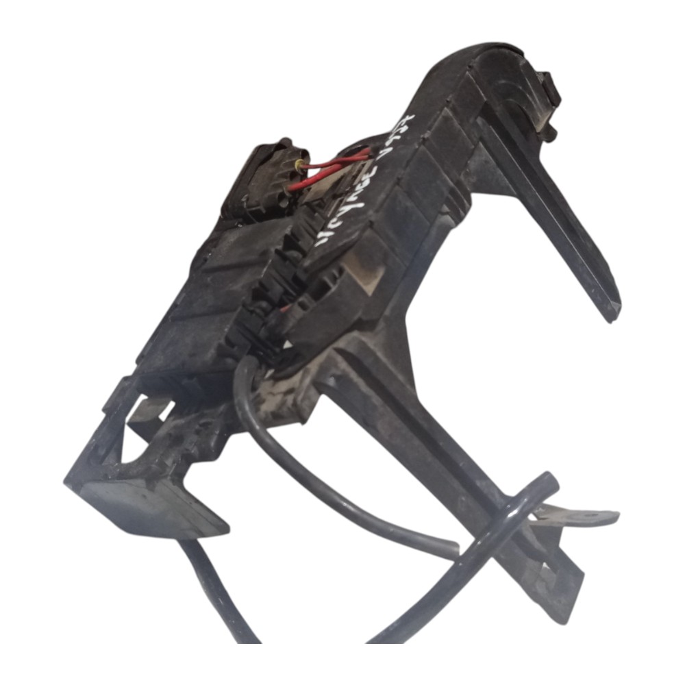 Suporte Caixa Bateria Volkswagen Voyage 2008 2009 A 2012 8