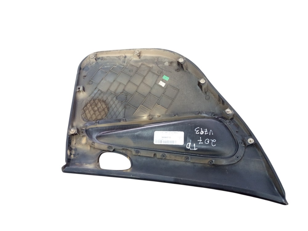 Forro Porta Traseira Direita Peugeot 206 207 2001 A 2012 2