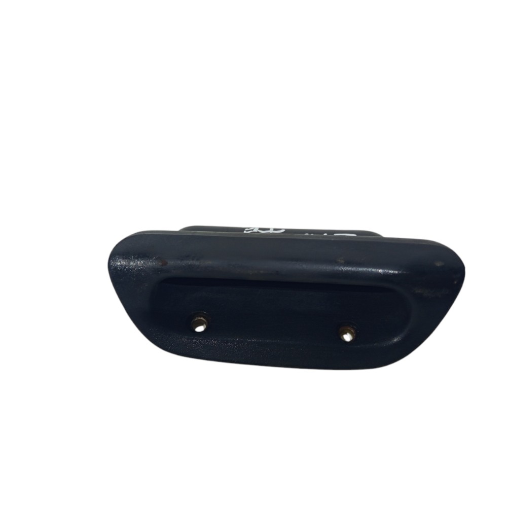 Moldura Puxador Porta Traseira Esquerda Gm Corsa 2000 A 2005 4