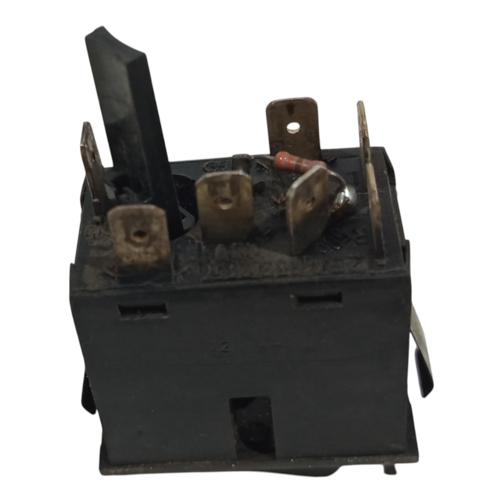 Botão Pisca Alerta Interruptor Vw Gol Parati 1985 86 A 1995 5