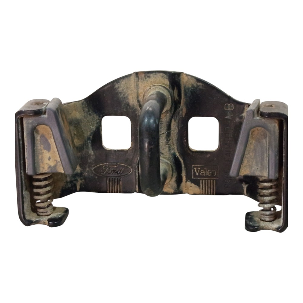 Batente fechadura porta malas Ford fiesta 2003 a 2014