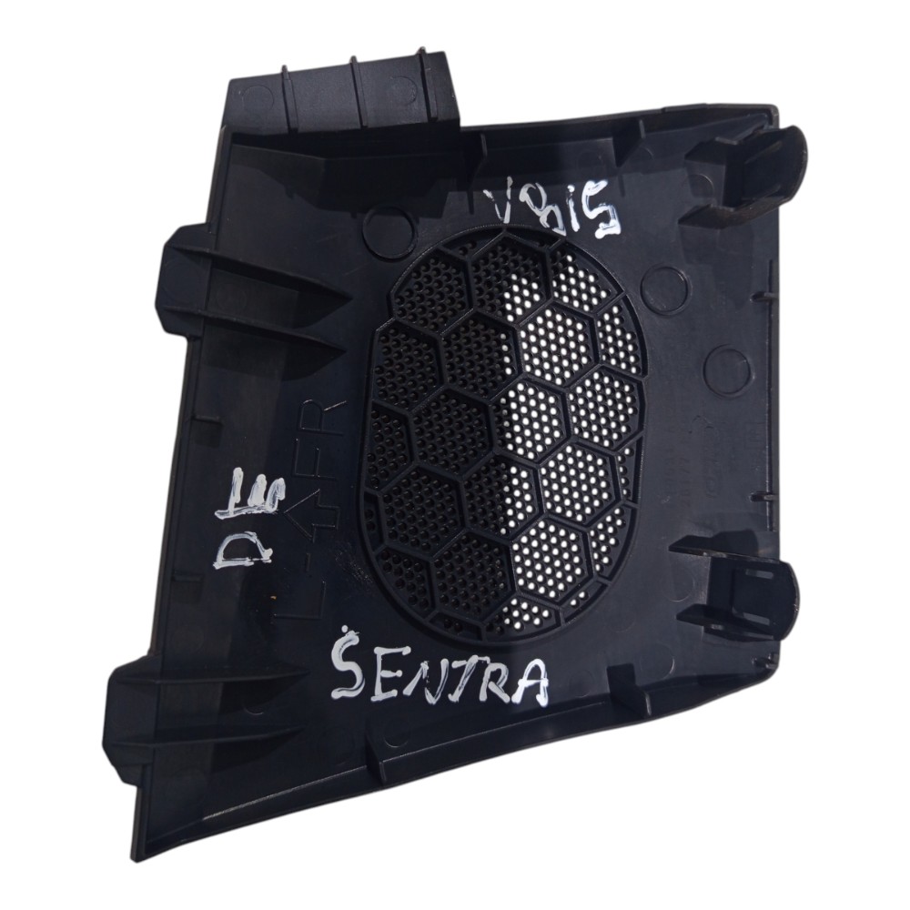 Tela Alto Falante Esquerdo Painel Nissan Sentra 2007 A 2012  Preto 7