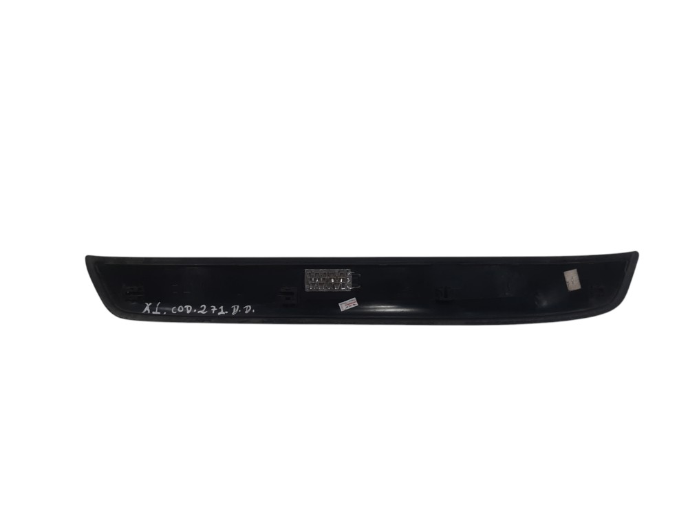 Soleira Dianteira Direita Bmw X 271 Kd1 Preto 3