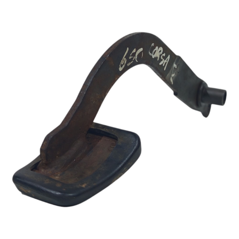 Pedal Esquerdo Embreagem Chevrolet Corsa 1.0 1994 A 2002 4