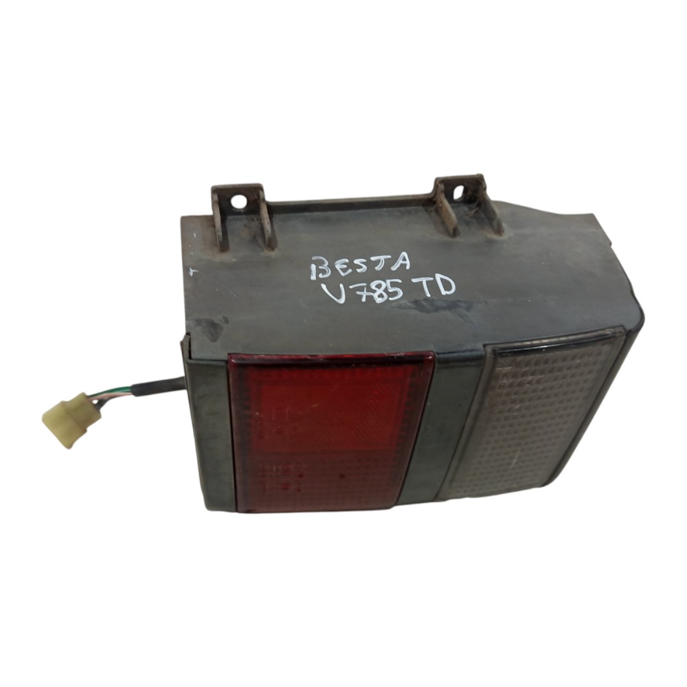 Luz Lanterna Traseira Direita Kia Besta 1996 A 2005 Detalhe Direito/passageiro 4