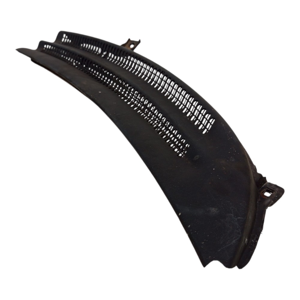 Grade Churrasqueira Lado Direito Chevrolet Corsa 1994 A 2010 1