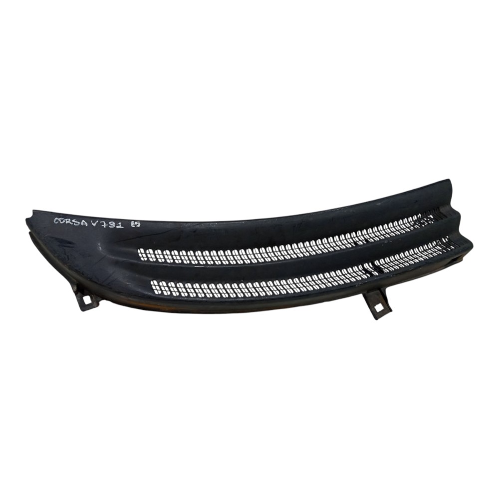 Grade Churrasqueira Lateral D Gm Chevrolet Corsa 1995 A 2003 1