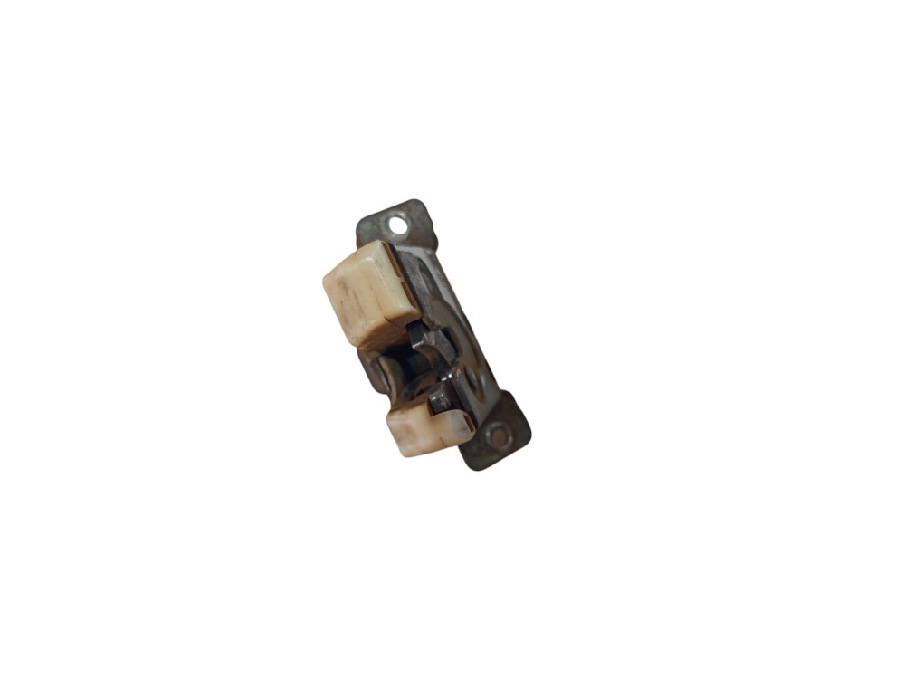 Fechadura Traseira Porta Malas Chevrolet Corsa 1993 A 2002 1