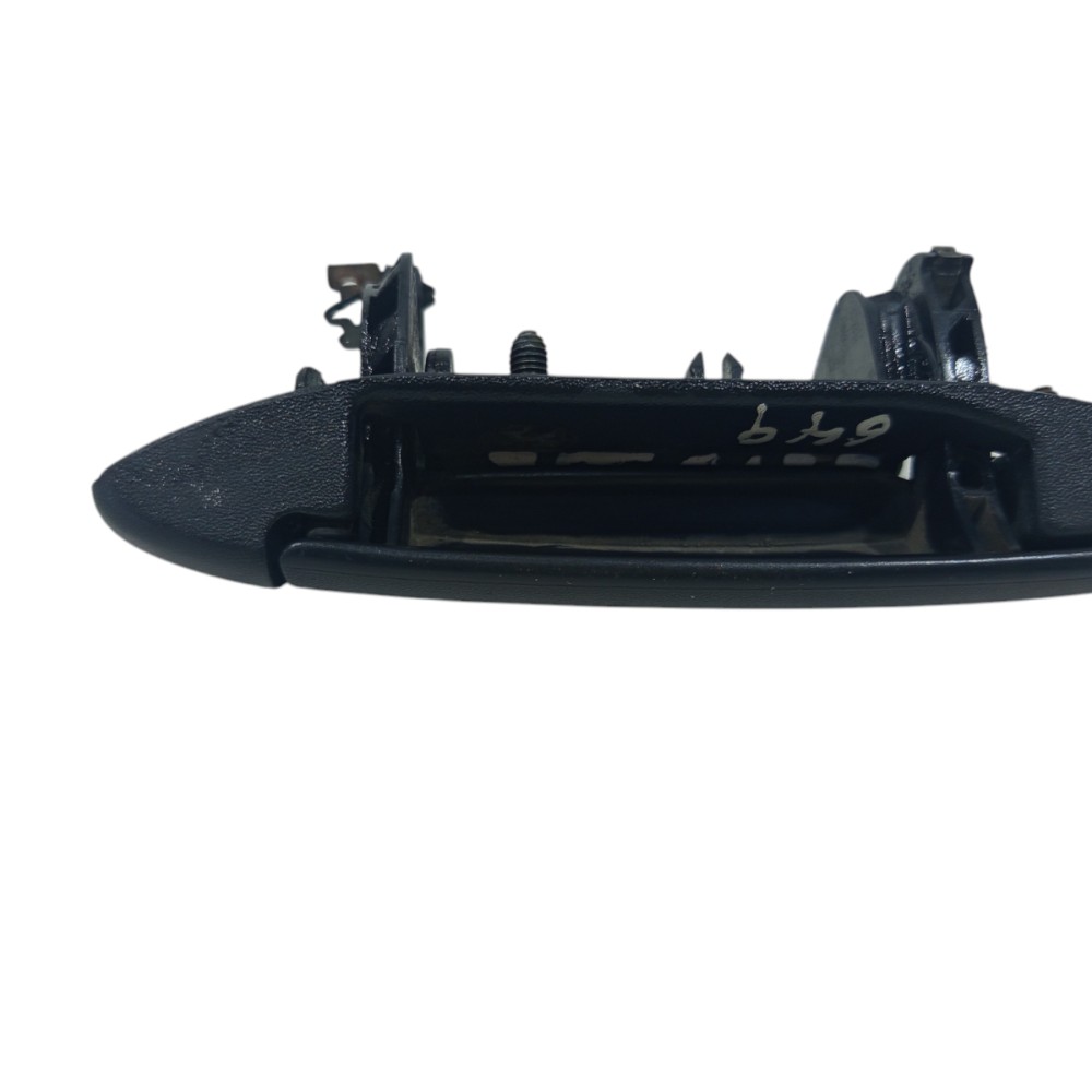Maçaneta Externa Dianteira Esquerda Renault Clio 2000 A 2012 8