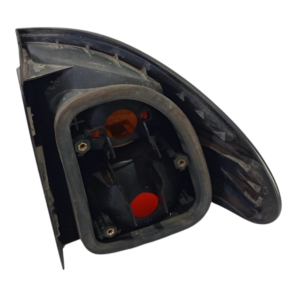 Laterna Traseira E Renault Laguna 2.0 1995 1996 1997 A 2001 Esquerdo/motorista Vermelho/laranja 6