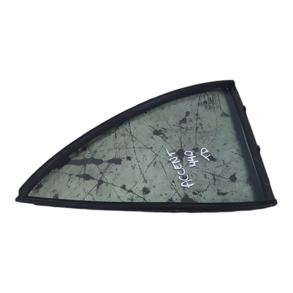 Vidro traseiro direito accent 440 kd1 3