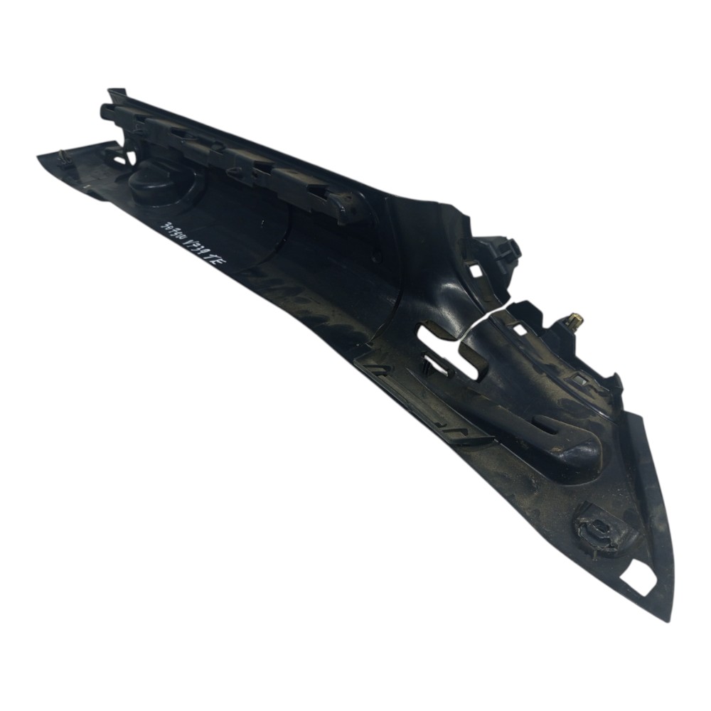 Moldura Traseira Esquerda Porta Malas Peugeot 307 02 A 2011 8