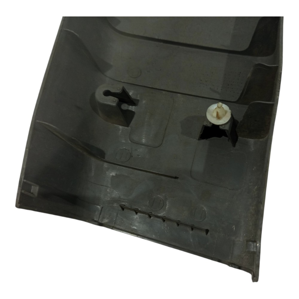 Acabamento Coluna Inferi. Direita Hyundai Tucson 2006 A 2010 8