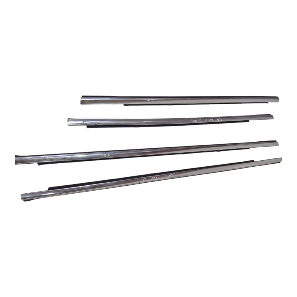 Kit Friso Slim Cromado Chevrolet Sonic 2012 A 2014 2