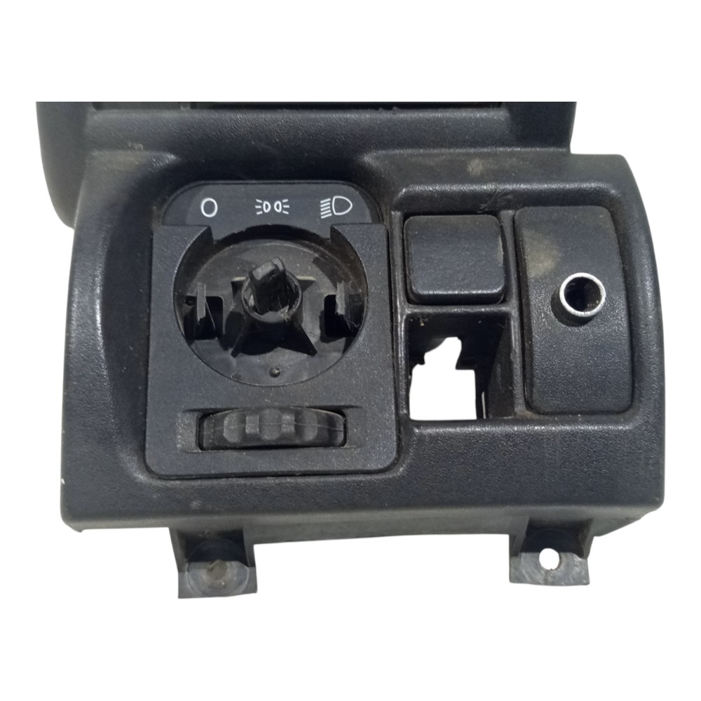 Moldura Chave Luz Difusor Esquerdo Gm Corsa 1994 A 2002 3