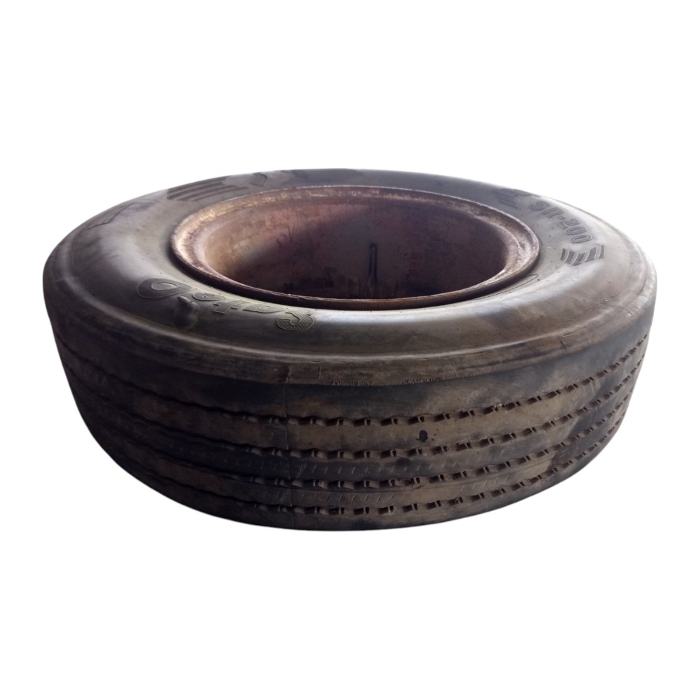 Pneu Scania 112 Aro 22.5 295/80r 22.5 Usado J 4