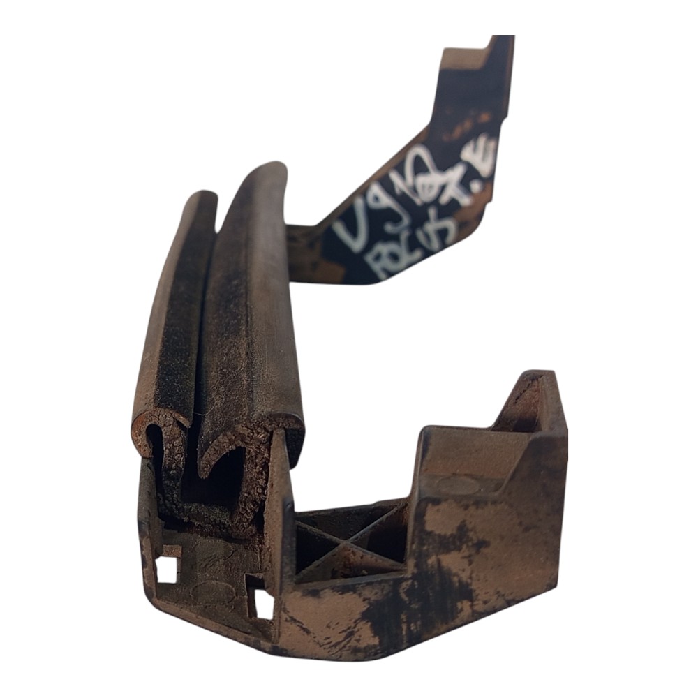 Guia Vidro Traseiro Esquerdo Ford Focus 2001 2002 03 A 2008 4