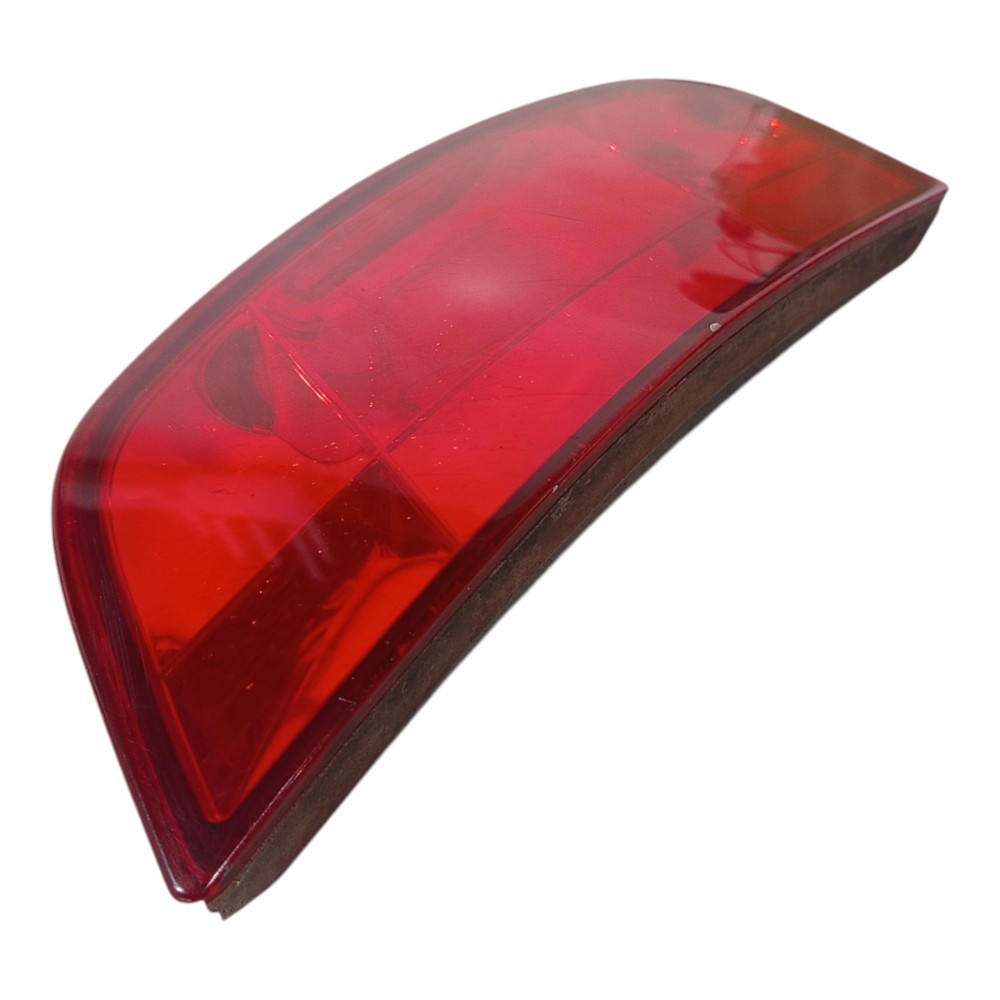 Lanterna Tampa Traseira Esquerda Fiat Siena 2004 A 2012 2