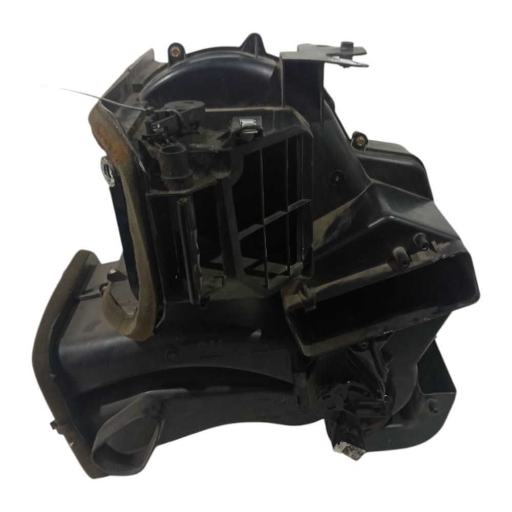Caixa Ventilação Interna Ar Quente Gm Celta 2001 A 2010 5