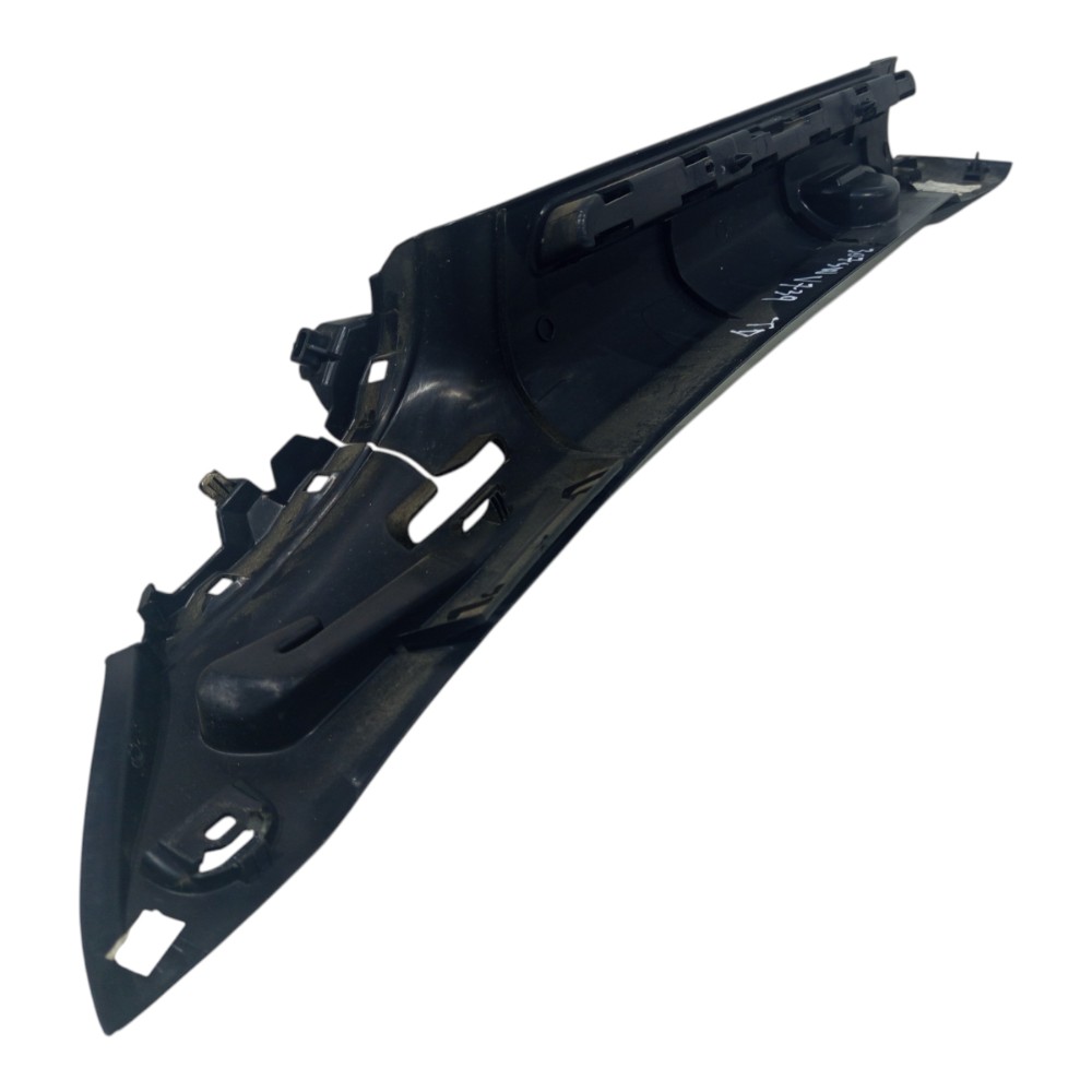 Moldura Traseira Direita Porta Malas Peugeot 307 2002 A 2011 4