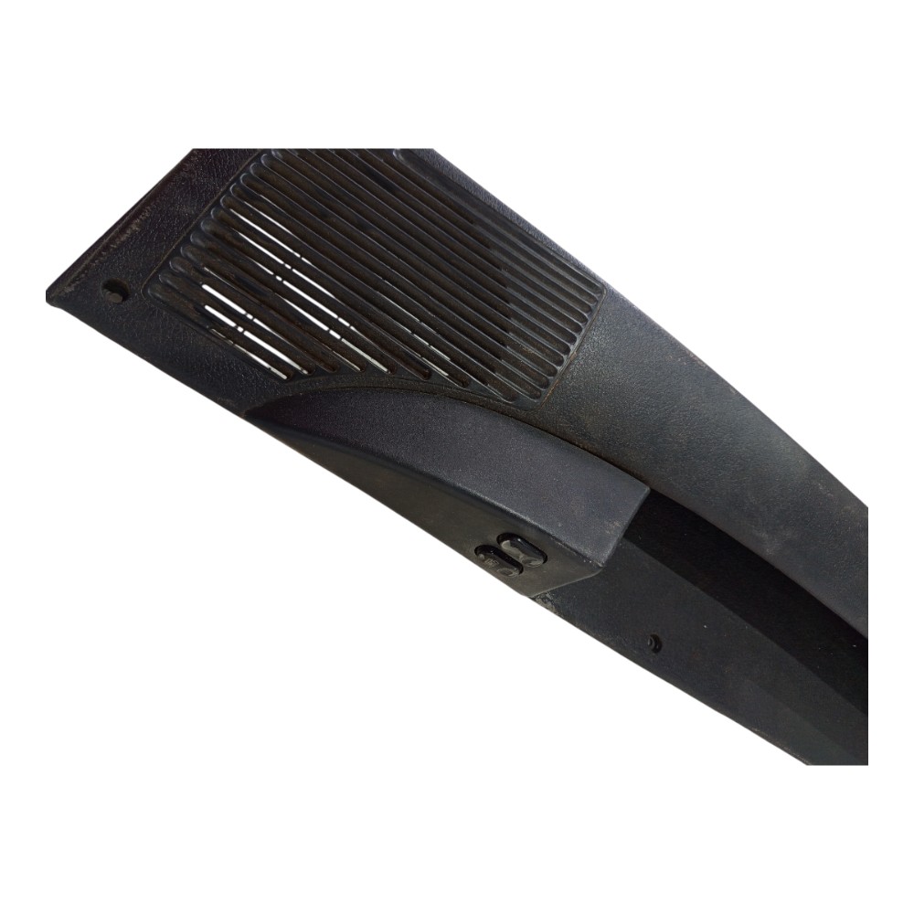 Porta Objetos Dianteira Direita Chevrolet Corsa 2003 A 2015 2