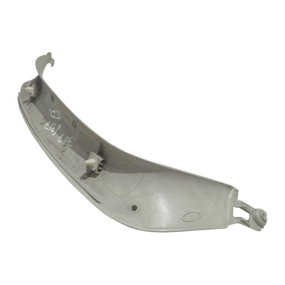 Acabamento Direito Vidro Porta Malas Peugeot 307 2001 A 2008 5