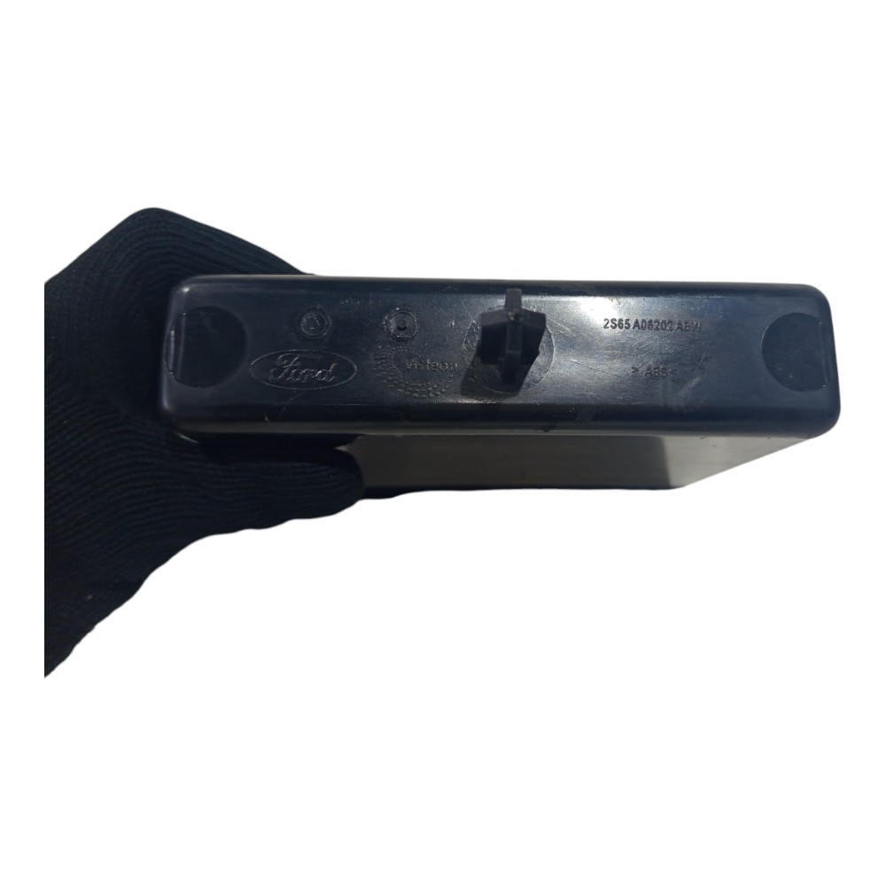 Porta Treco Objetos Ford Fiesta 2003 2004 2005 2006 A 2013 4