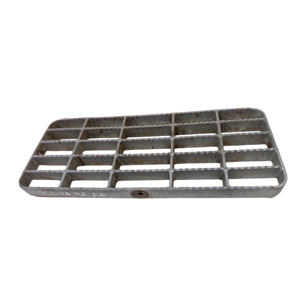 Estribo Zincado Diant Esquerdo Scania T112 1984 A 1986 4