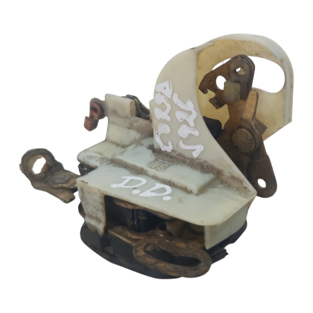 Fechadura Dianteiro Direito Gm Chevrolet Corsa 1994 A 2002 8