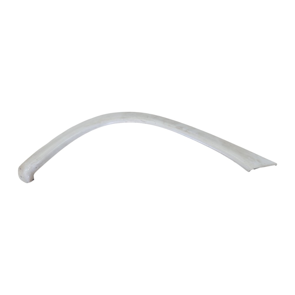Moldura Paralama Traseiro Esquerdo Gm Corsa 1.6 8v 2002 A 06 Branco 1