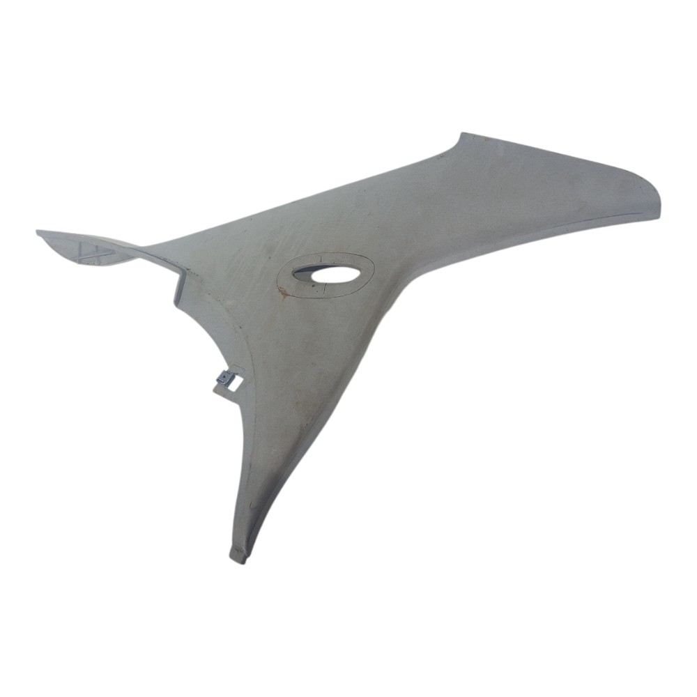 Acabamento Lateral Tras Esquerda Ford Mondeo 1996 97 A 2001 4