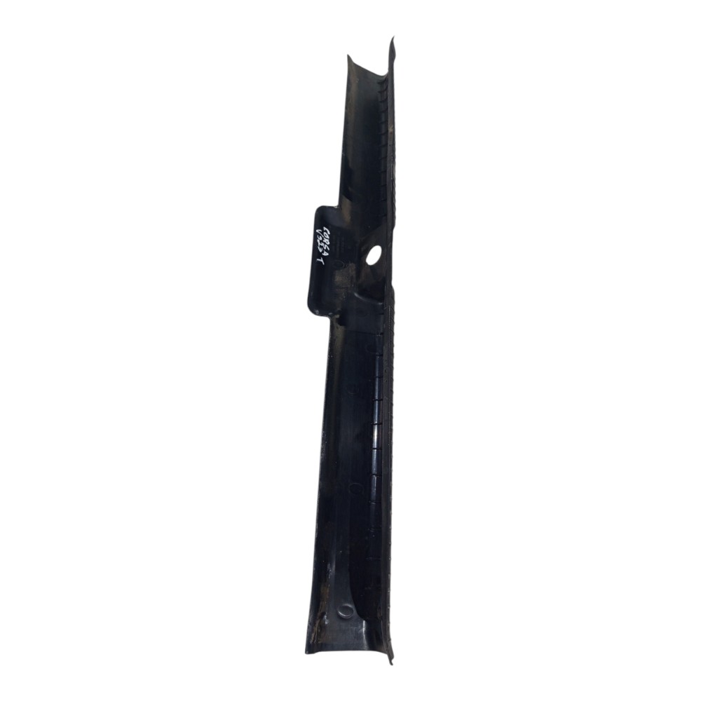 Moldura Soleira Porta Malas Corsa 2pt 1994 A 2002 2