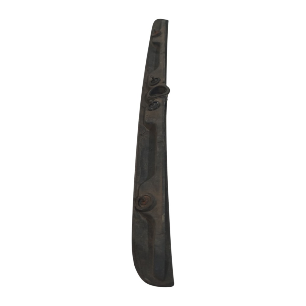 Moldura Friso Tampa Traseiro Porta Mal Gm Vectra 1997 A 2005 Preto 5