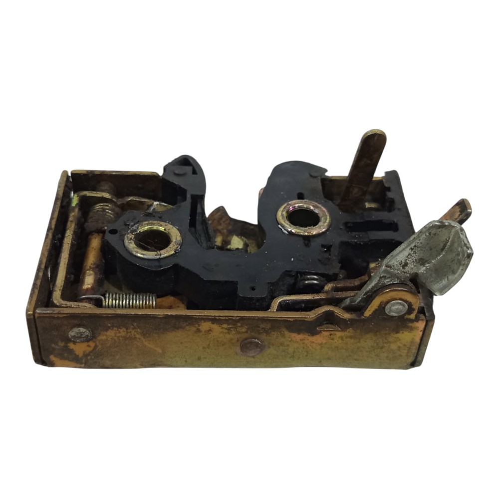 Fechadura Manual Porta Esquerda Vw Gol Quadrado 1989 A 1994 4