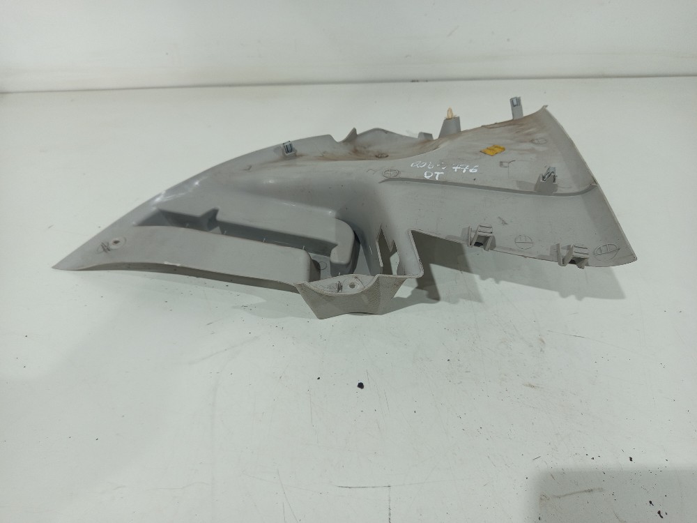 Suporte Direito Tampão Bagagito Peugeot 206 1999 2000 A 2010 7