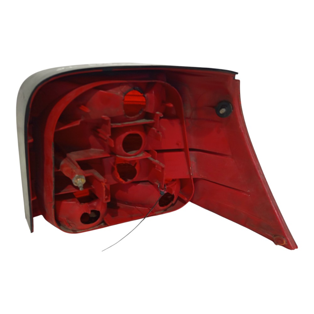 Lanterna Traseira Esquerda Vw Golf Mk4 1999 A 2004 C/avaria Esquerdo/motorista 4