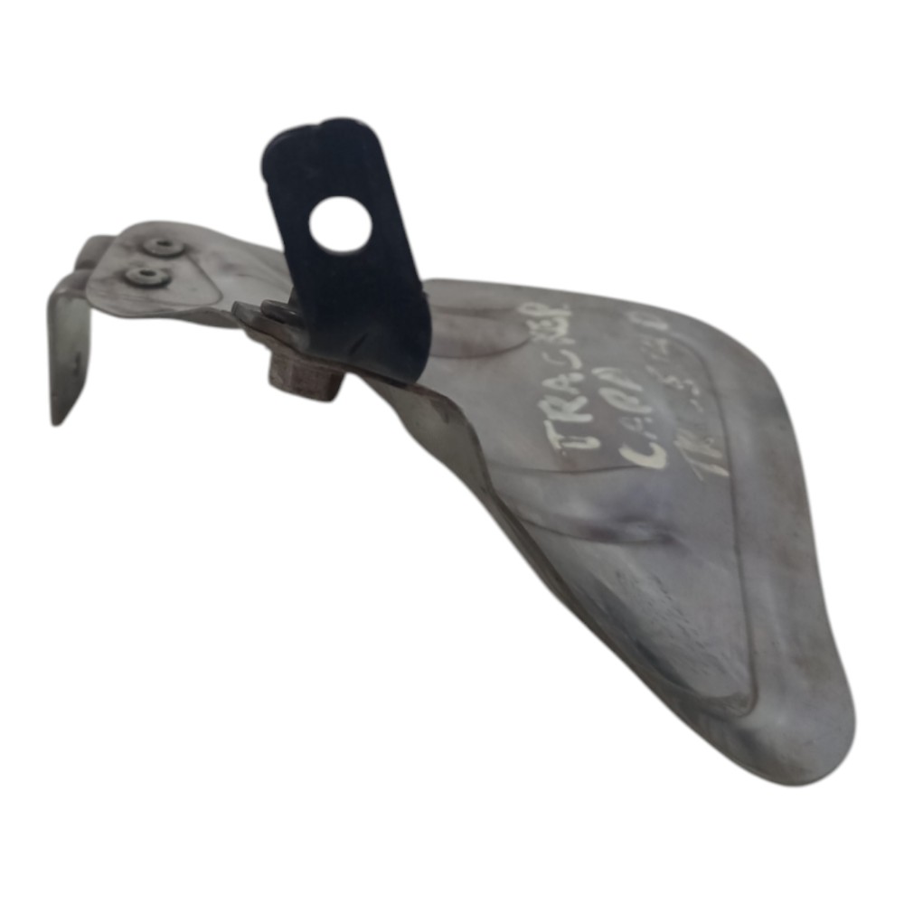 Capa Defletor Protetor Calor Semieixo Gm Tracke 2021 A 2023 5