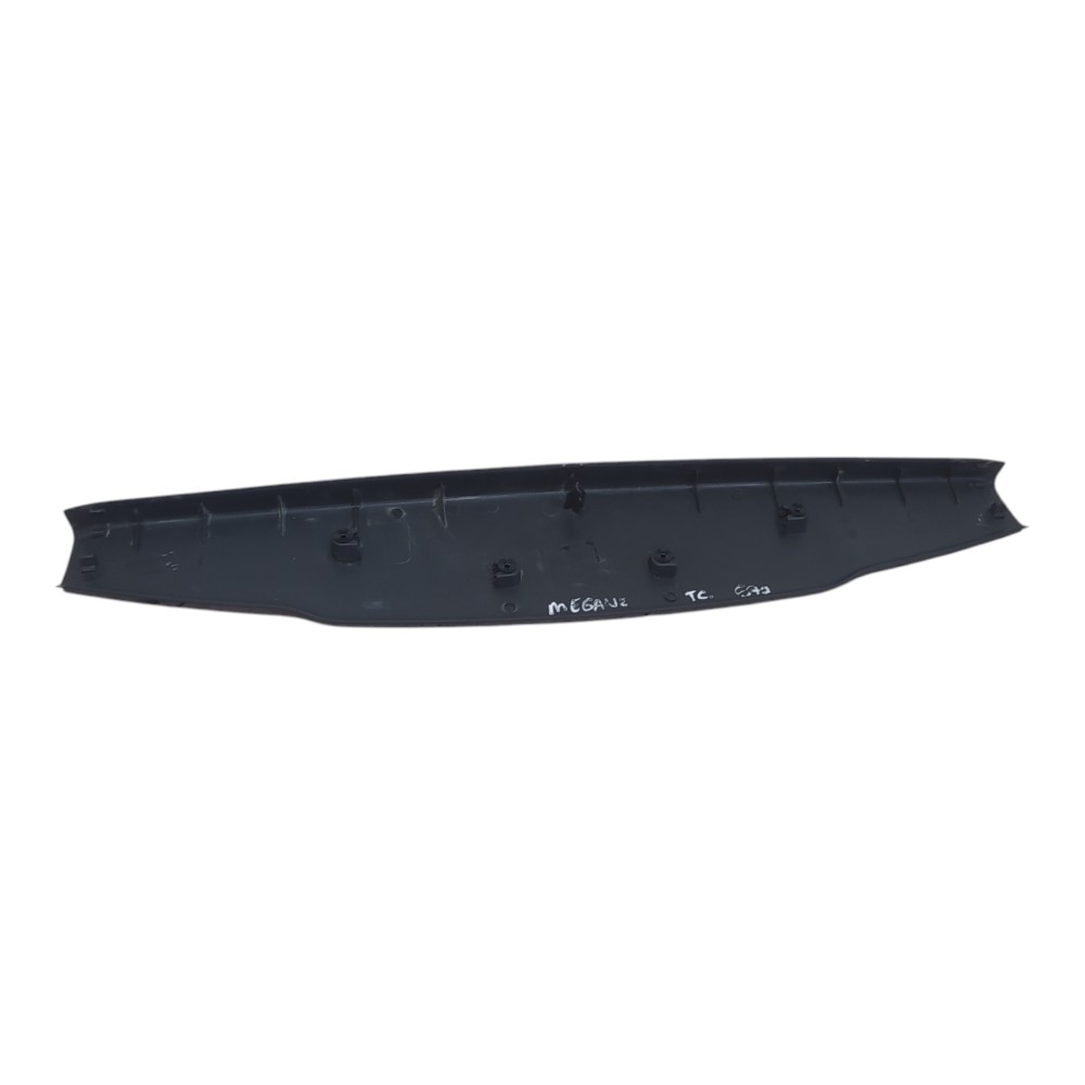 Moldura Acabamento Interno Tampa Traseira Megane 572 Kd2 3
