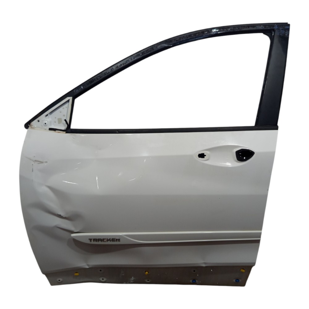 Porta Dianteira Esquerda Gm Tracker 2020 A 2024 C/avaria Dianteira Esquerdo Branco 1