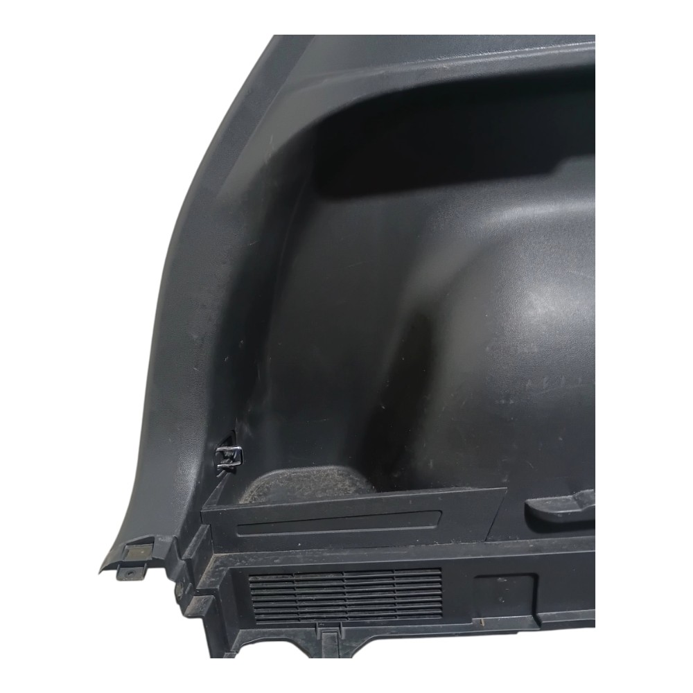 Moldura Esquerda Porta Malas Hyundai Creta 2018 A 2021 4