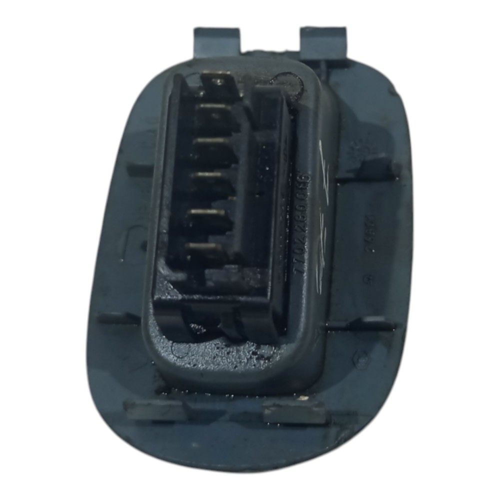 Moldura Botão Vidro Direito Renault Scenic 1998 1999 A 2009 5