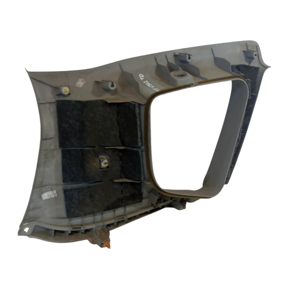 Acabamento Traseiro Direito Honda Fit 2003 2004 2005 A 2008 8