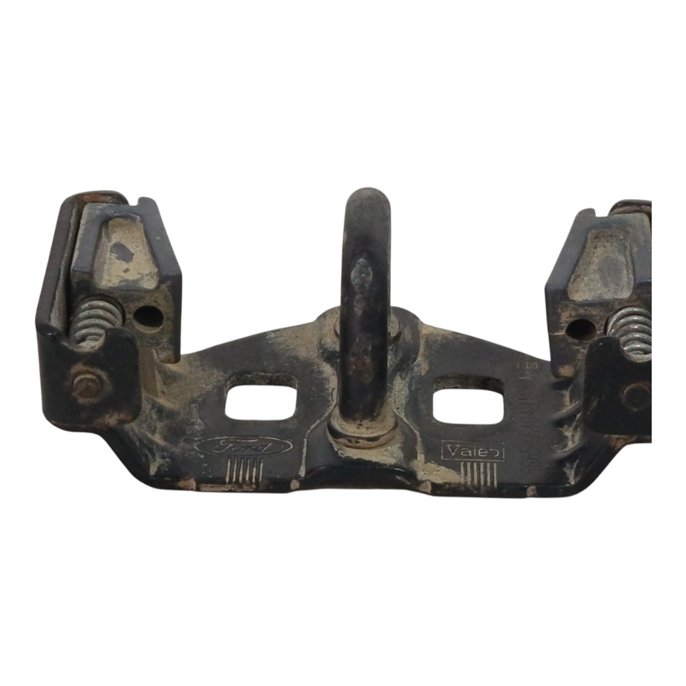 Batente fechadura porta malas Ford fiesta 2003 a 2014 3