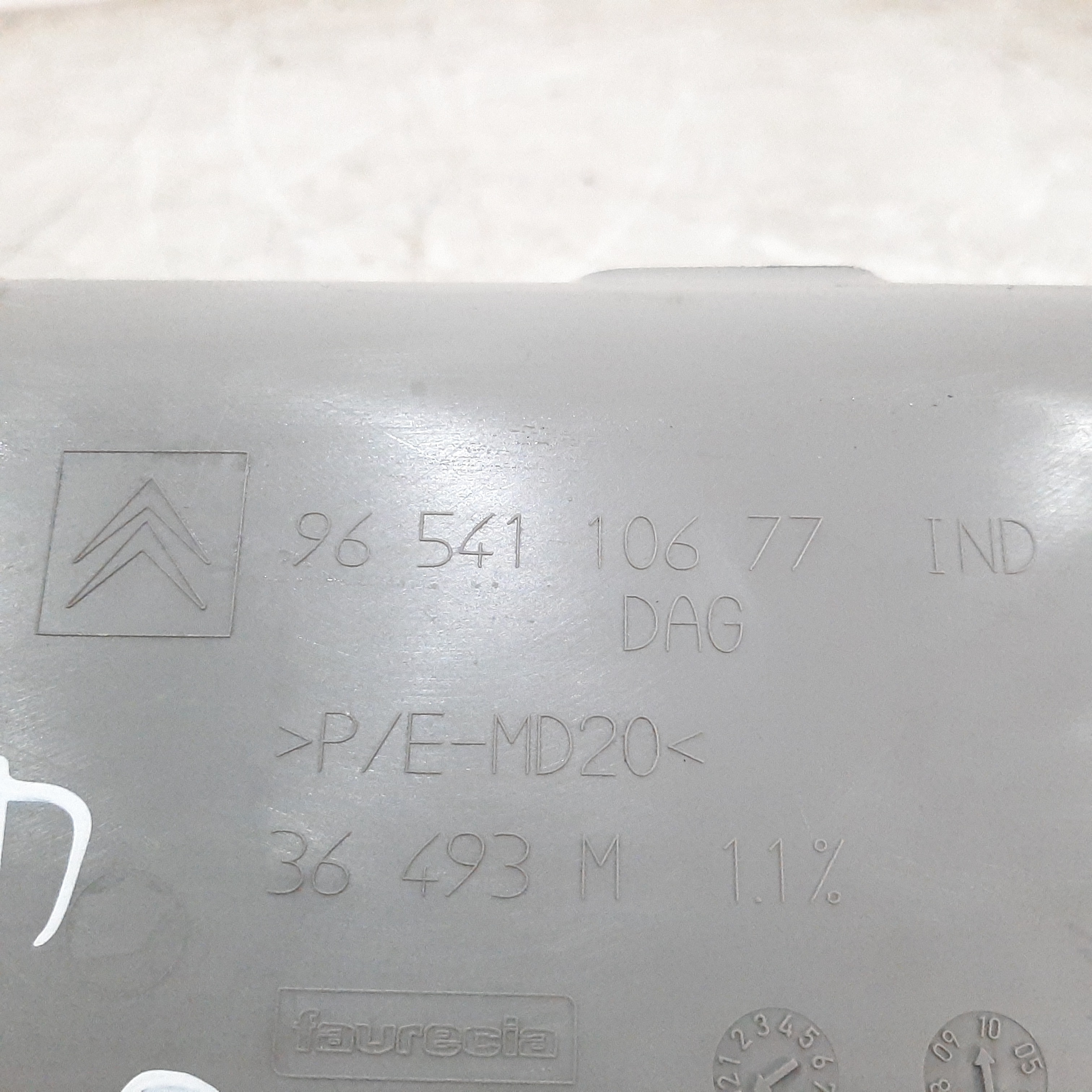 Porta Luvas Geladeira Citroen C4 Picasso 2009 2010 A 2014 8