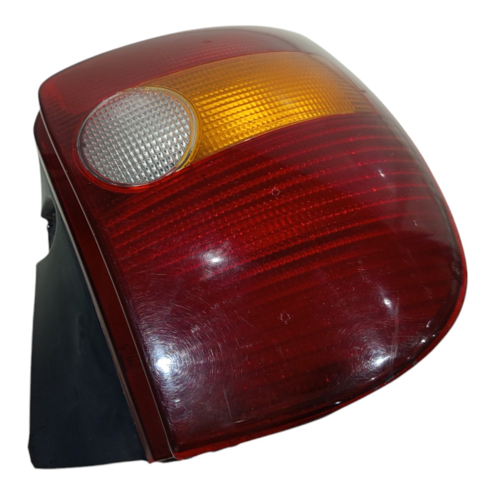 Lanterna Direita Fiat Palio 1996 1997 1998 1999 2000 A 2002 Direito/passageiro 3