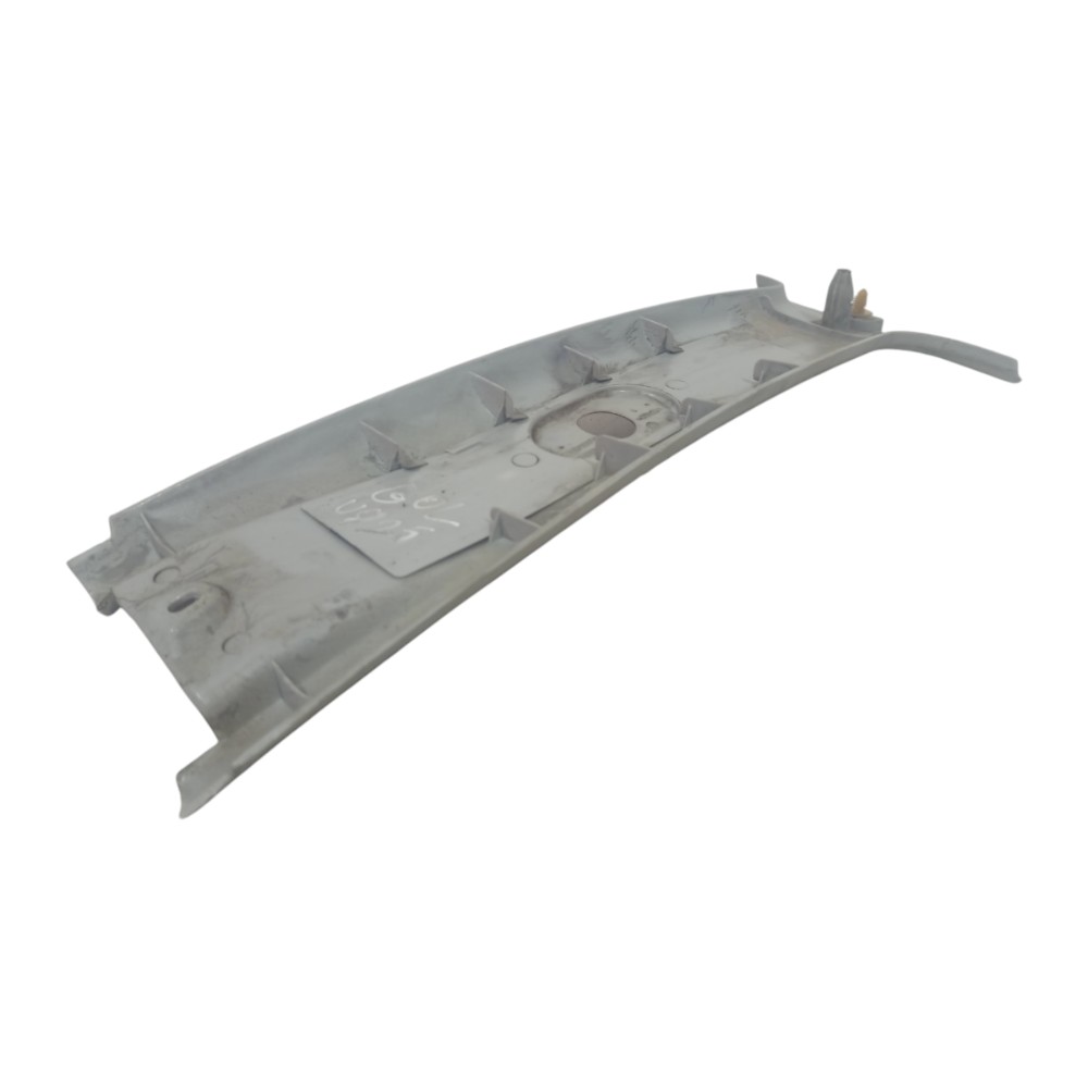 Moldura Coluna Central Sup Direita Vw Gol G3 4p 1999 A 2005 4