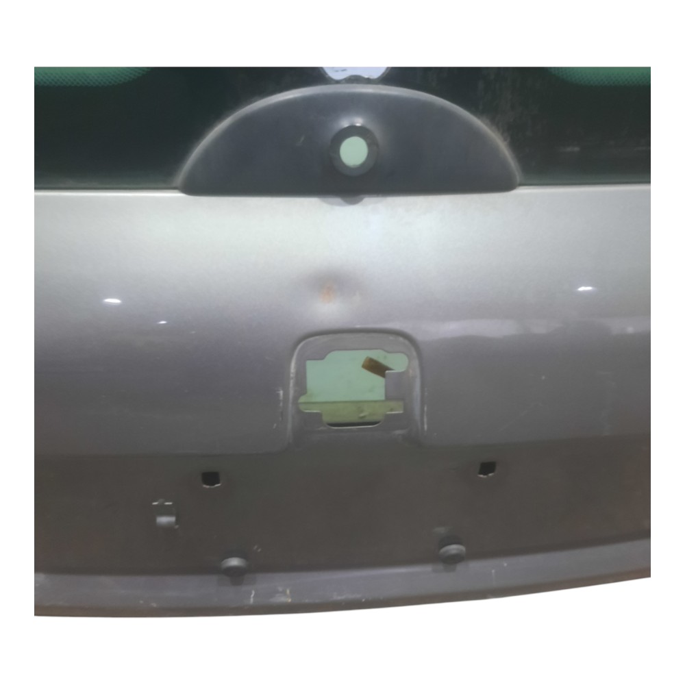 Tampa Traseira Mala Renault Clio Hatch 1999 A 2006 Detalhes 7
